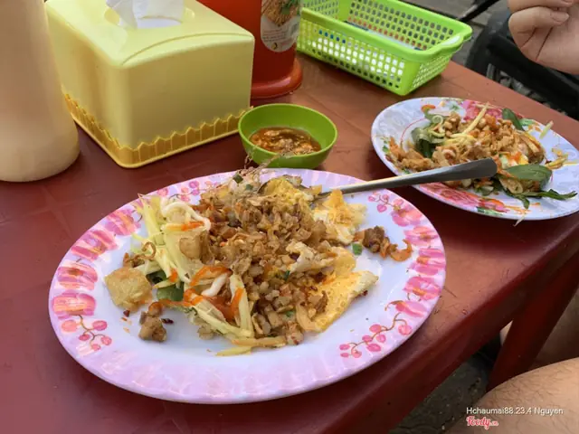 Bánh Tráng Cuốn Trộn Dì Đường: Cẩm Nang Toàn Diện Về Món Ăn Vặt Nổi Tiếng