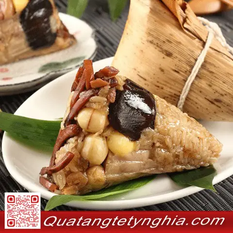 Bánh Ú Bá Trạng Đại Phát: Đánh Giá Chi Tiết Quán Ăn Truyền Thống 50 Năm Tuổi