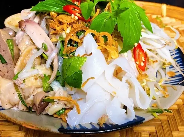 Bánh Ướt Lòng Gà Đà Nẵng: Top 5 Quán Ngon Nhất Nên Thử