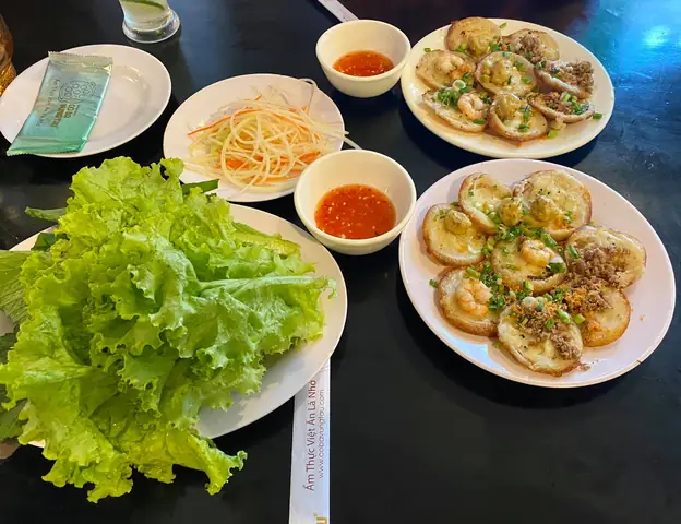 Khám Phá Bánh Khọt Cô Ba Vũng Tàu – Hương Vị Truyền Thống Và Địa Chỉ Ngon Nhất Khám Phá Bánh Khọt Cô Ba Vũng Tàu – Hương Vị Truyền Thống Và Địa Chỉ Ngon Nhất
