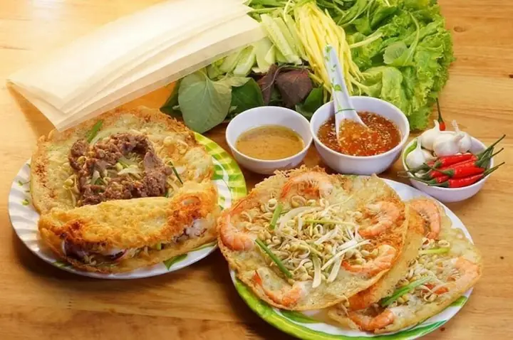 Khám Phá 7 Quán Bánh Xèo Quận 7 Ngon Nhất Cho Thực Khách