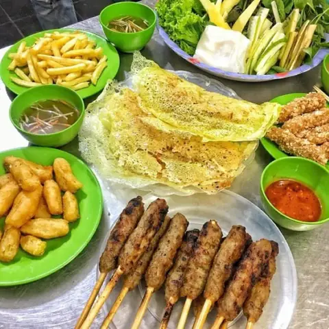Khám Phá 6 Quán Bánh Xèo Đội Cấn Ngon Nhất Hà Nội