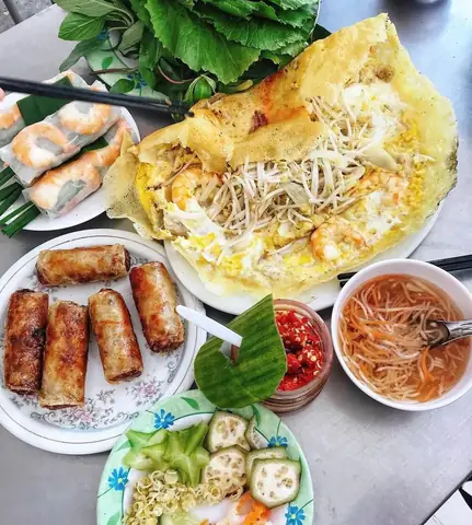 Khám Phá 10 Quán Bánh Xèo Sài Gòn Ngon Nhất Cho Thực Khách