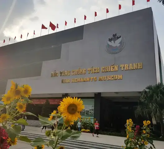 Bảo Tàng Chứng Tích Chiến Tranh Sài Gòn: Cẩm Nang Tham Quan Toàn Diện Từ A-z Bảo Tàng Chứng Tích Chiến Tranh Sài Gòn: Cẩm Nang Tham Quan Toàn Diện Từ A-z