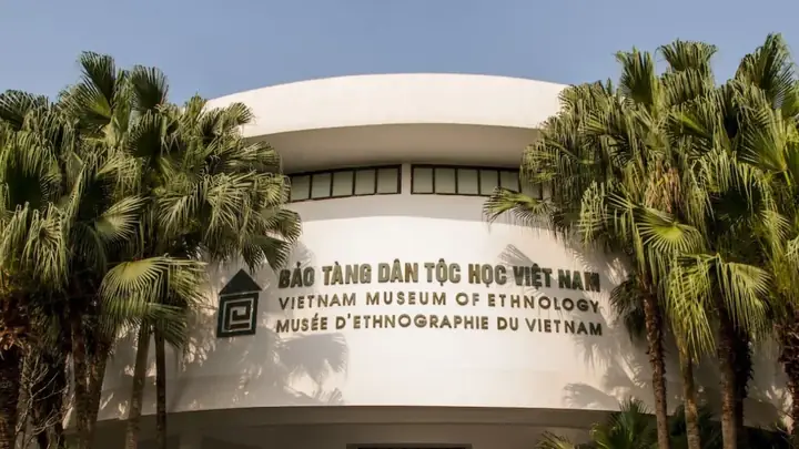 Khám Phá Bảo Tàng Dân Tộc Học Việt Nam: Giá Vé Và Nổi Bật