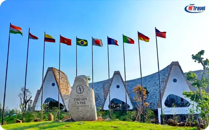 Bảo Tàng Thế Giới Cà Phê: Kiến Trúc & Hiện Vật