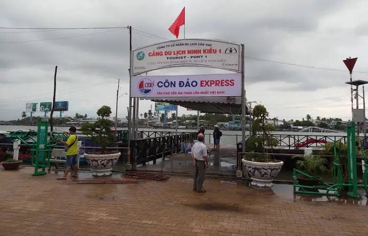 Khám Phá Bến Tàu Du Lịch Cần Thơ: Vị Trí, Dịch Vụ & Các Tour Nổi Bật