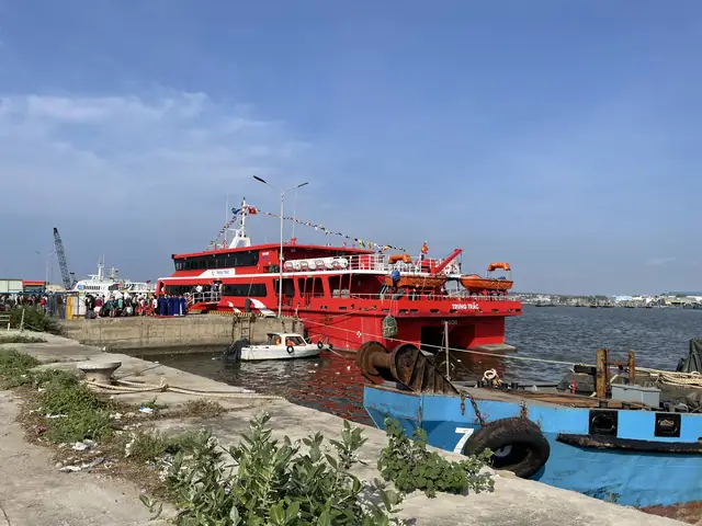 Hướng Dẫn Sử Dụng Bến Tàu Cao Tốc Phan Thiết Đi Phú Quý