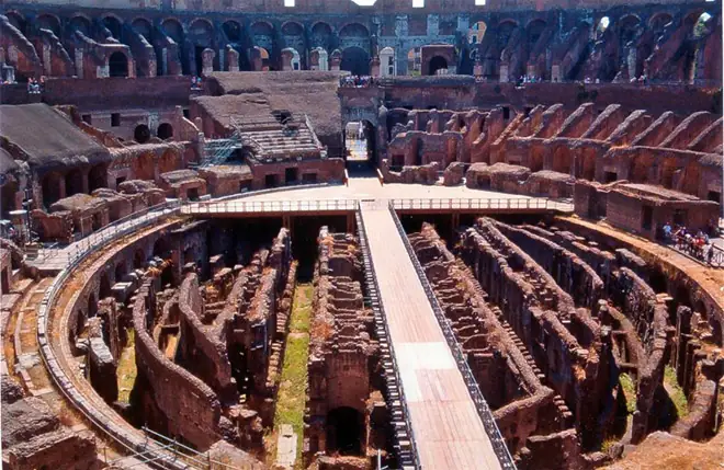 Bên Trong Đấu Trường La Mã: Hành Trình Khám Phá Trái Tim Colosseum