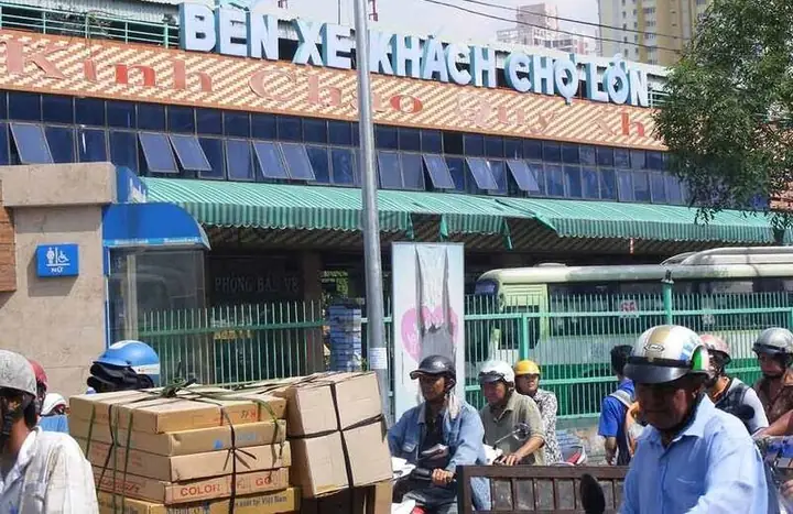 Hướng Dẫn Đi Xe Buýt Từ Bến Xe Chợ Lớn Đến Cổng 1 Đầm Sen
