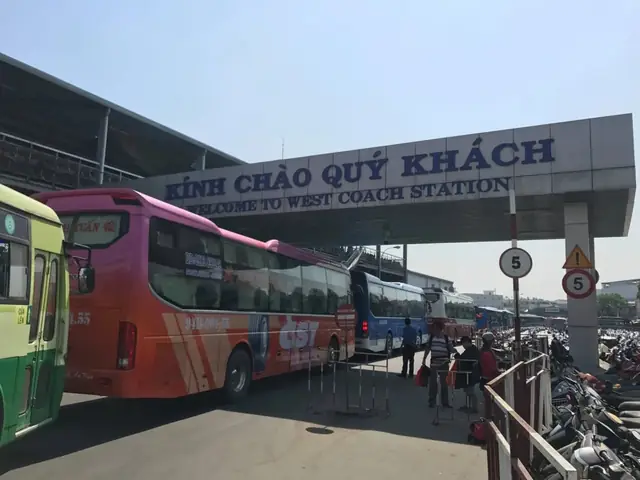 Tìm Hiểu Địa Chỉ, Giá Vé Và Các Tuyến Xe Tại Bến Xe Miền Tây