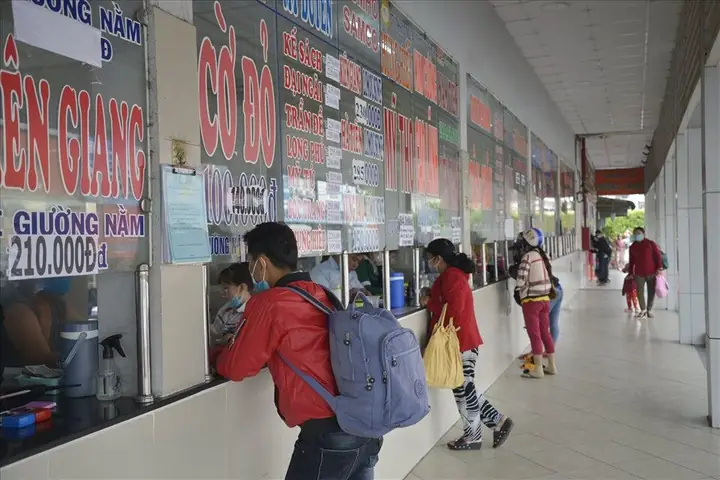 Tìm Hiểu Địa Chỉ, Giá Vé Và Các Tuyến Xe Tại Bến Xe Miền Tây