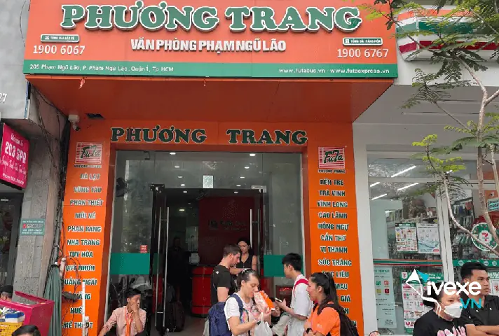 Xe Phương Trang: Đặt Vé, Lịch Trình & Liên Hệ 1900 6067 Xe Phương Trang: Đặt Vé, Lịch Trình & Liên Hệ 1900 6067