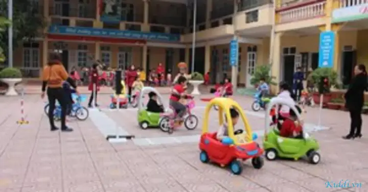 Bến Xe Khách Hòa Bình: Hướng Dẫn Du Lịch Thành Phố Hòa Bình Chi Tiết