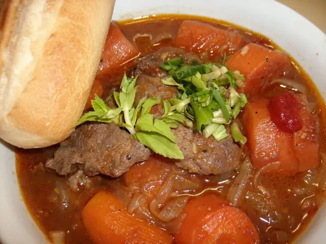 Bò Kho Bánh Mì Gần Đây: Cập Nhật Xu Hướng, Hương Vị Và Cách Thưởng Thức