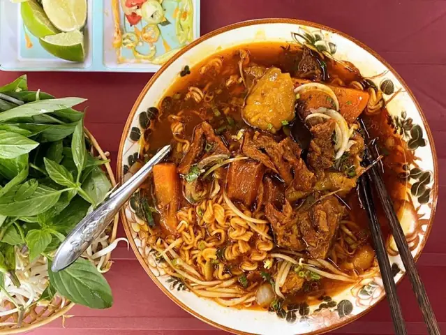 Khám Phá 10 Quán Bò Kho Ngon Nhất Sài Gòn Cho Tín Đồ Ẩm Thực