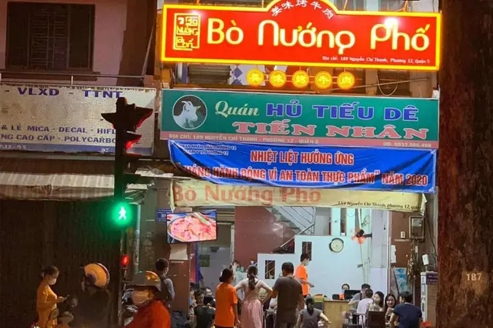 Bò Nướng Phố Nguyễn Chí Thanh: Trải Nghiệm Ẩm Thực Đường Phố Nha Trang
