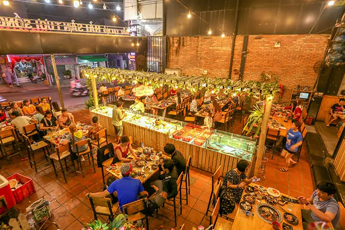 Review Buffet Hải Sản Những Chàng Trai: Giá & Trải Nghiệm