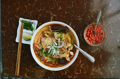 Bún Bò Huế Ngon Tại Đà Lạt: Đánh Giá Chi Tiết Từ Nước Dùng Đến Trải Nghiệm Thực Tế Bún Bò Huế Ngon Tại Đà Lạt: Đánh Giá Chi Tiết Từ Nước Dùng Đến Trải Nghiệm Thực Tế