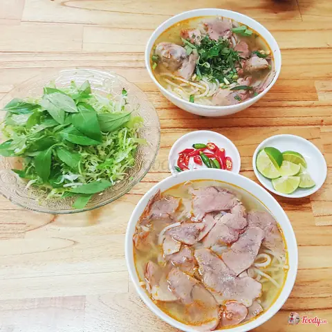 Top 10 Quán Bún Bò Ngon Nhất Đà Lạt: Đánh Giá Chi Tiết Từ A Đến Z