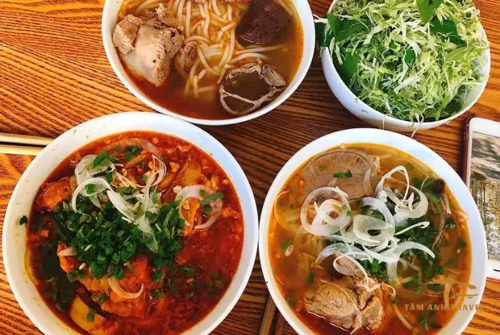 Bún Bò Thiên Trang Đà Lạt: Đánh Giá Chi Tiết Về Hương Vị Và Dịch Vụ