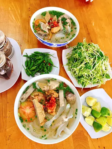 Bún Cá Nổi Tiếng Nha Trang – Đặc Trưng Ẩm Thực Không Thể Bỏ Qua