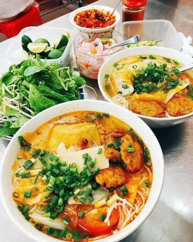 Khám Phá Bún Chả Cá 109 Nguyễn Chí Thanh: Địa Chỉ, Thực Đơn, Giá