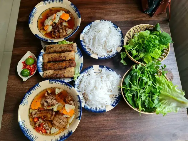 Khám Phá 10 Quán Bún Chả Hà Nội Ngon Nhất Ở Đà Nẵng