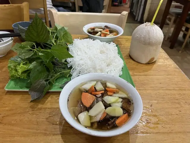Top 10 Quán Bún Chả Hà Nội Ngon Phú Mỹ Hưng Quận 7