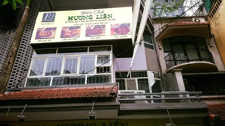 Khám Phá Bún Chả Hương Liên: Địa Chỉ, Menu & Combo Obama