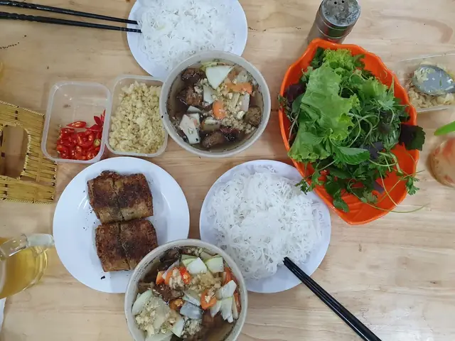 Đánh Giá Chi Tiết 9 Quán Bún Chả Ngon Nhất Hà Nội