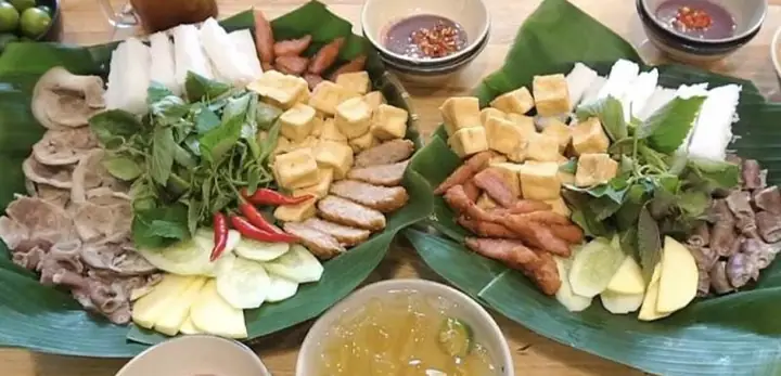 Review Bún Đậu A Chảnh Quận 7: Trải Nghiệm Ẩm Thực Chuẩn Vị Hà Nội
