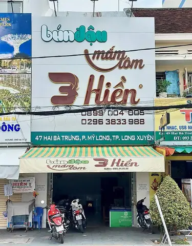 Khám Phá Bún Đậu Mắm Tôm 3 Hiền: Địa Chỉ, Menu & Đánh Giá