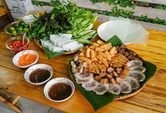 Tìm 7 Quán Bún Đậu Hàng Khay Ngon Nhất Hà Nội