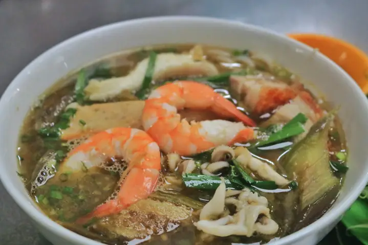 Bún Mắm 444: Review Chi Tiết Giá 85k/tô
