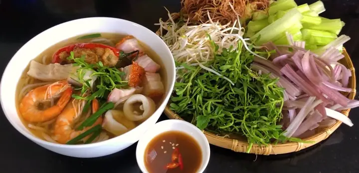 Bún Mắm Cô Ba Sài Gòn – Đặc Trưng, Lịch Sử Và Cách Thưởng Thức Đúng Điệu