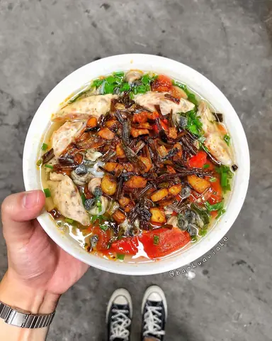 Bún Ốc Tóp Mỡ Bạch Mai: Đánh Giá Chi Tiết Về Món Ăn Đặc Sản Hà Nội Nổi Tiếng Bún Ốc Tóp Mỡ Bạch Mai: Đánh Giá Chi Tiết Về Món Ăn Đặc Sản Hà Nội Nổi Tiếng