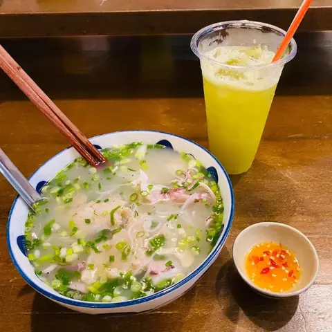Bún Quậy Kiến Xây Phú Quốc: Hương Vị Đặc Trưng Từ Đảo Ngọc Bún Quậy Kiến Xây Phú Quốc: Hương Vị Đặc Trưng Từ Đảo Ngọc