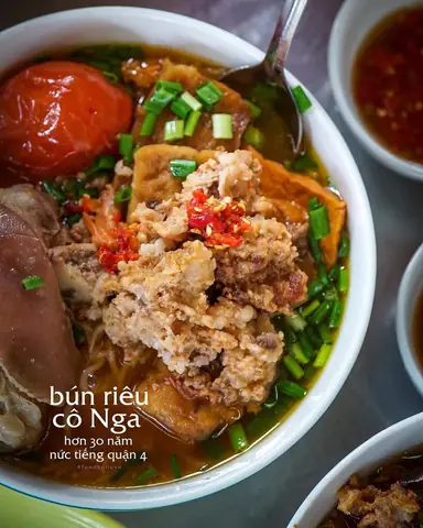 Bún Riêu Cô Nga Quận 4: Đánh Giá Chi Tiết Về Quán Ăn Nổi Tiếng Bún Riêu Cô Nga Quận 4: Đánh Giá Chi Tiết Về Quán Ăn Nổi Tiếng