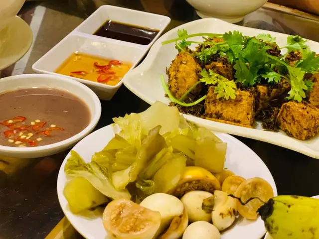 Buổi Trưa Ăn Gì Ở Vũng Tàu? Gợi Ý Từ Dân Ghiền Đến Quán Ngon Buổi Trưa Ăn Gì Ở Vũng Tàu? Gợi Ý Từ Dân Ghiền Đến Quán Ngon