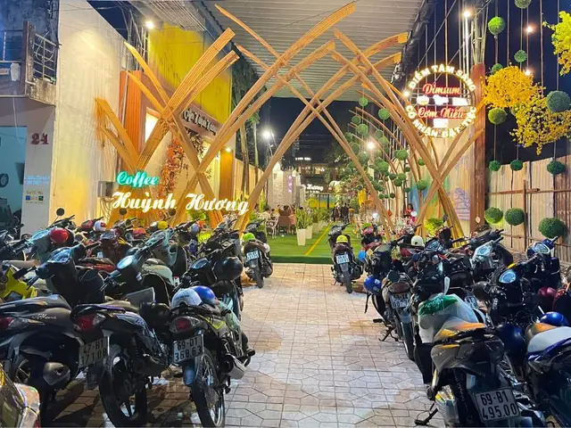 Cà Phê Cá Koi Cà Mau: Tất Cả Những Bạn Cần Biết