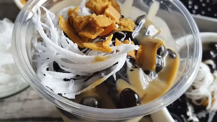Cà Phê Cốt Dừa Hải Phòng: Cách Làm & Quán Ngon