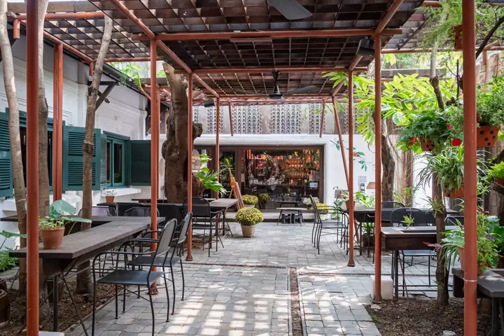 Khám Phá 12 Quán Cafe Sân Vườn Đẹp Nhất Cho Trải Nghiệm “chill” Tuyệt Vời