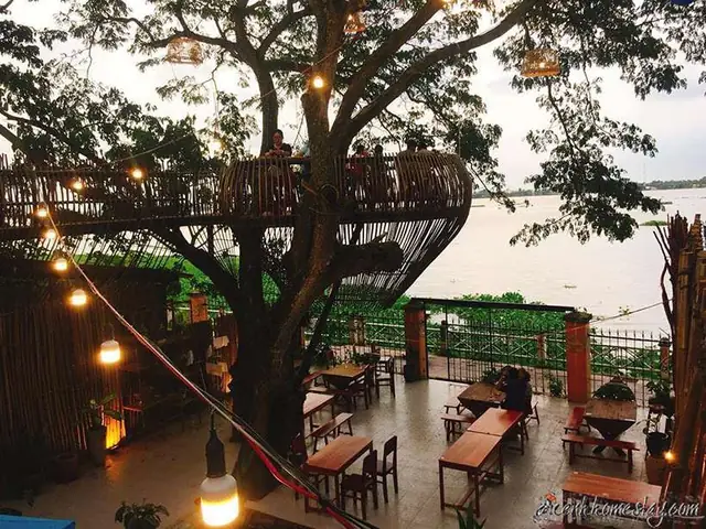 Review 3 Quán Cà Phê Ven Sông Thơ Đáng Thử Ở Cần Thơ
