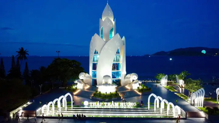 Khám Phá 15 Địa Điểm Du Lịch Nha Trang Không Thể Bỏ Lỡ