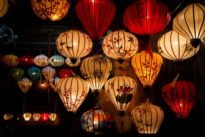 Cẩm Nang Trải Nghiệm Làng Nghề Truyền Thống Việt Nam: Hành Trình Khám Phá Bản Sắc Dân Tộc