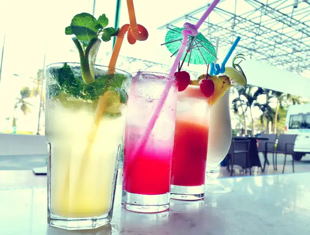 Ẩm Thực Nha Trang: Cẩm Nang Khám Phá Đặc Sản & Quán Ăn Người Dân