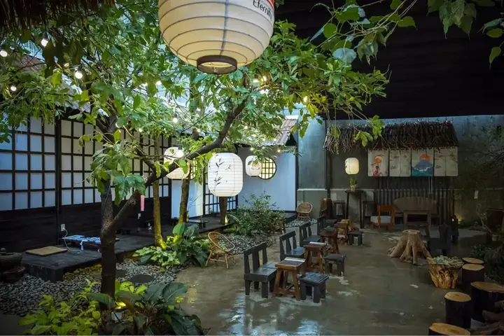 Top 10 Quán Cafe Đẹp Ở Đà Nẵng: Điểm Check-in Sống Ảo Và Thư Giãn Tuyệt Vời