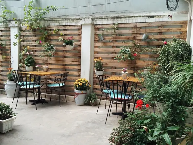 Top 8 Quán Cafe Không Gian Đẹp Ở Hà Nội