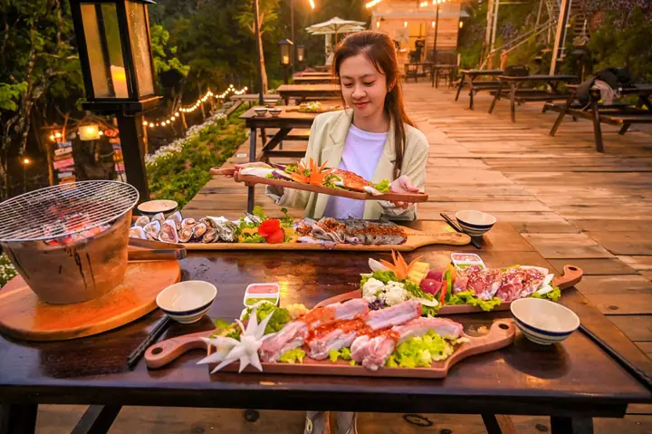 Top 15 Quán Nướng Ngon Ở Đà Lạt: Cẩm Nang Ăn Uống Cho Tín Đồ Thịt Nướng